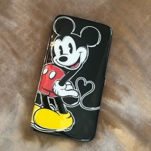 Disney wallet